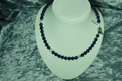 Material: Lapislazuli mit Silber